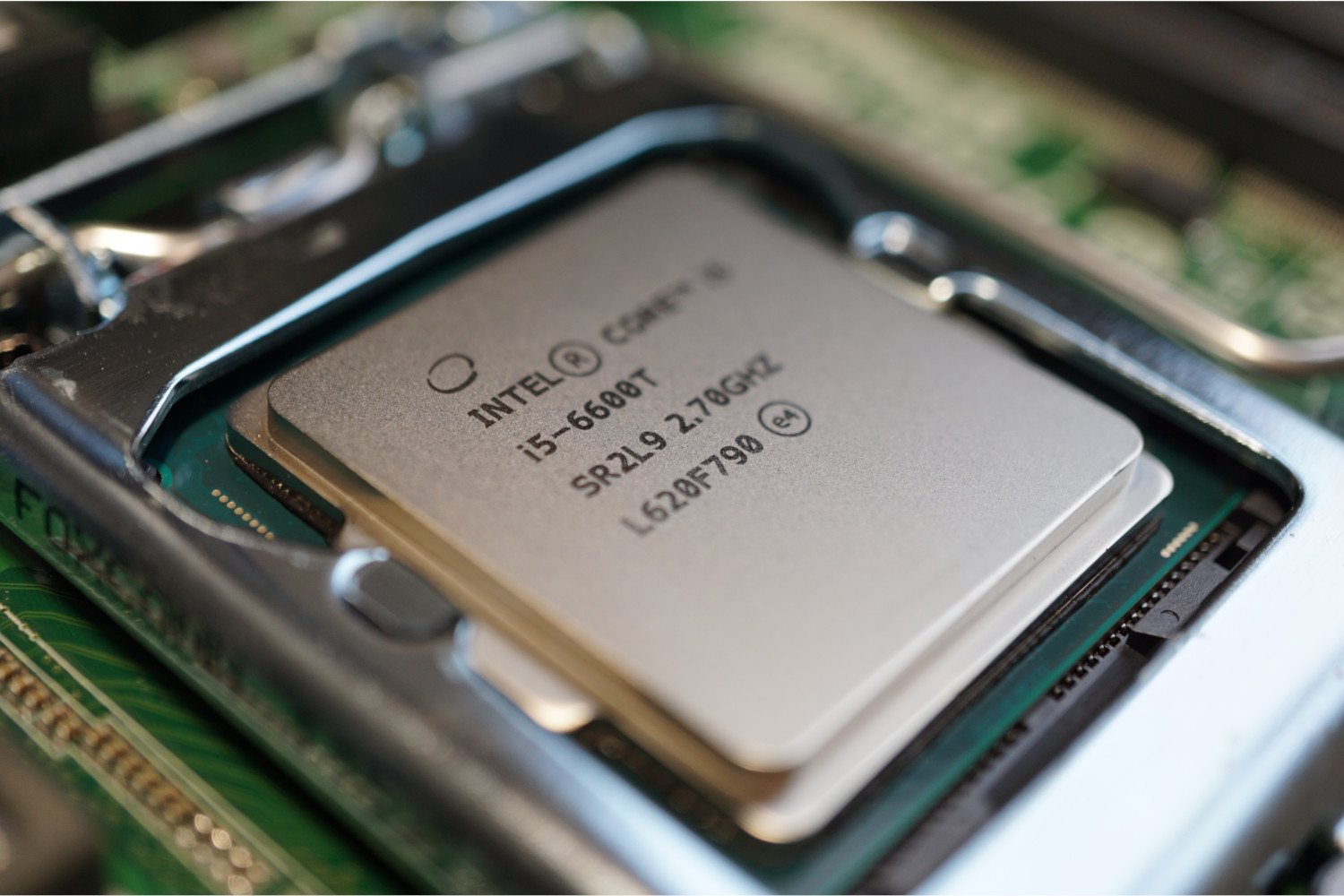 Nice to know: What exactly is a CPU?